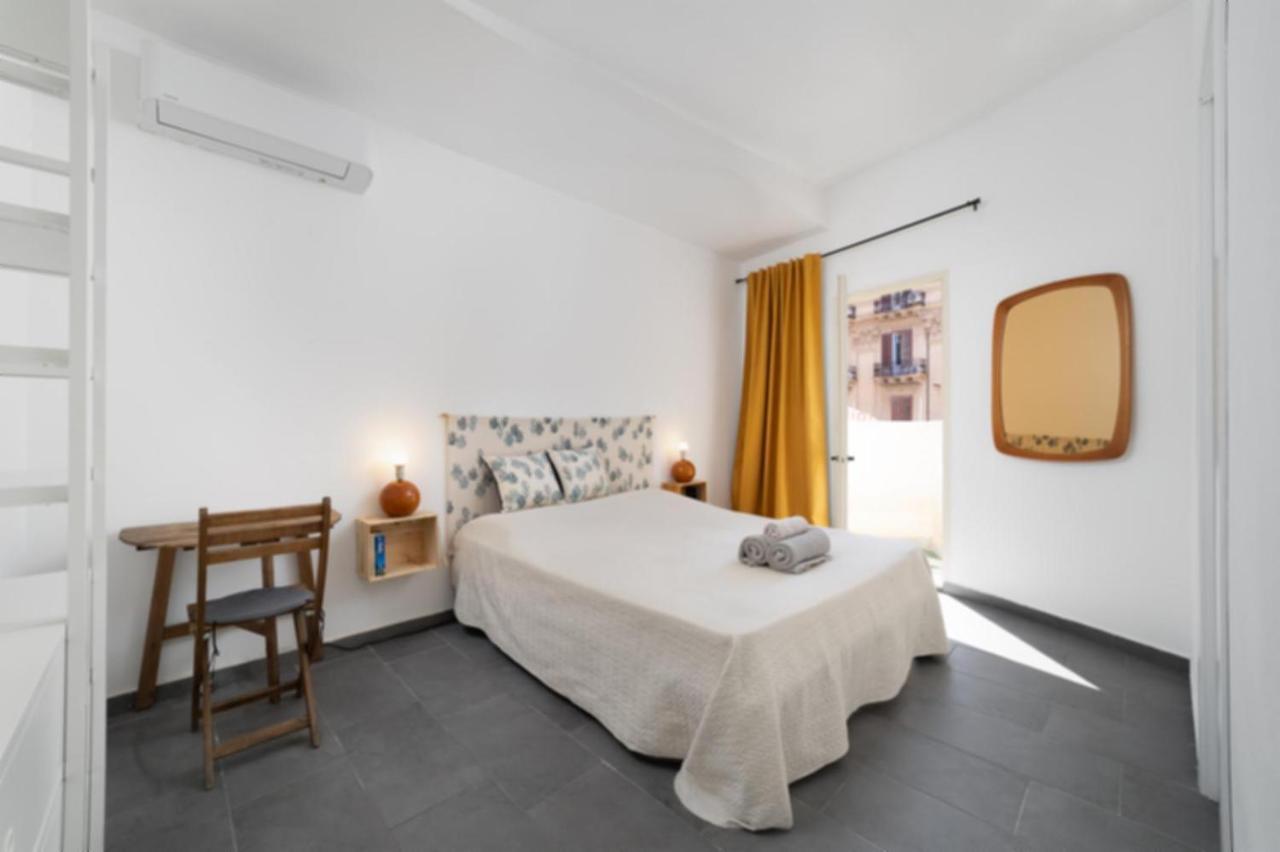 Mojocohouse Hotel ปาแลร์โม ภายนอก รูปภาพ