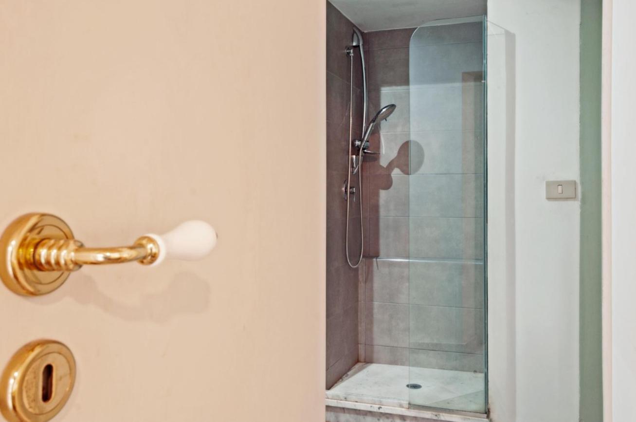 Mojocohouse Hotel ปาแลร์โม ภายนอก รูปภาพ